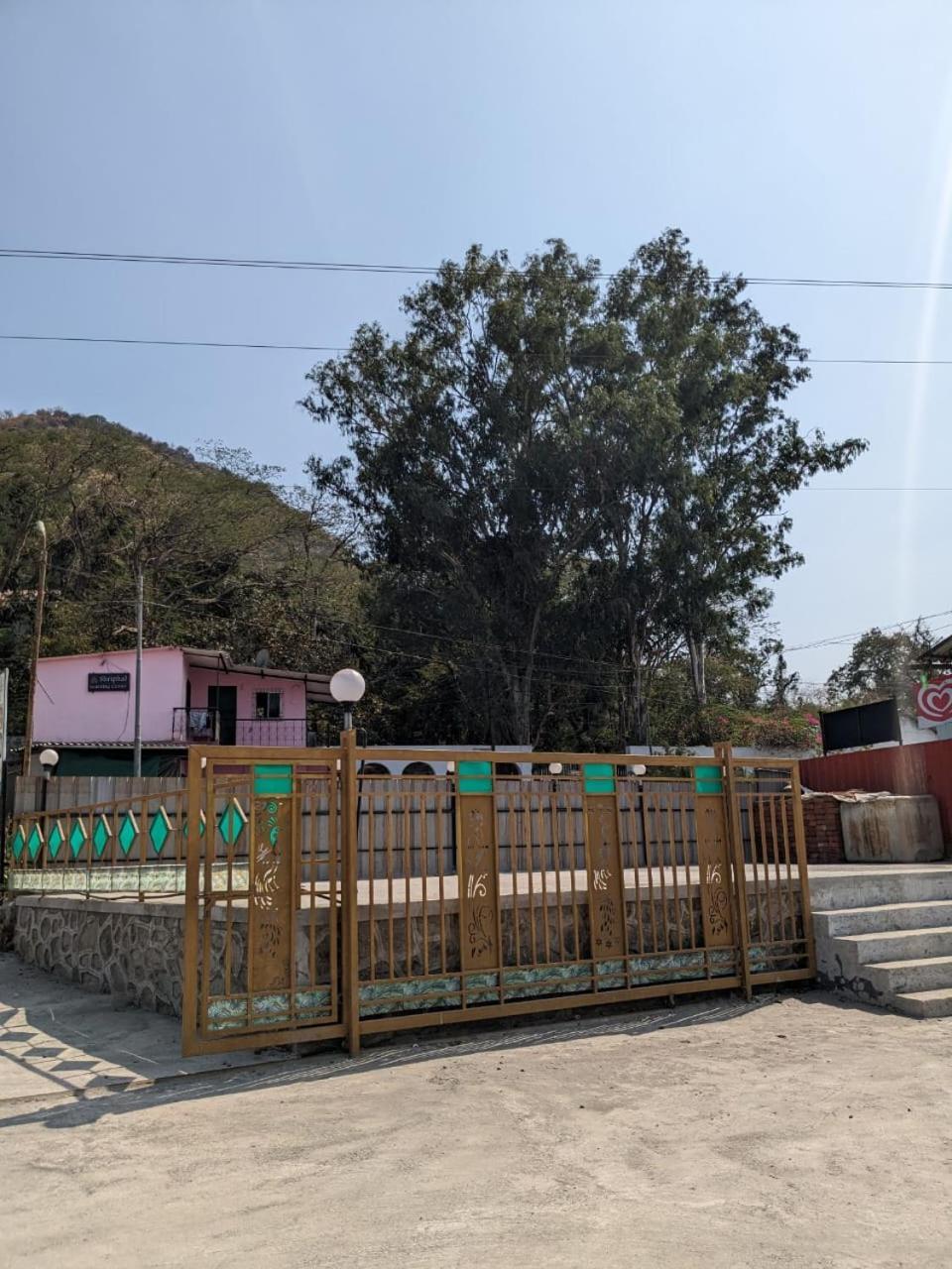 לונבלה Blue Bell Homestay מראה חיצוני תמונה