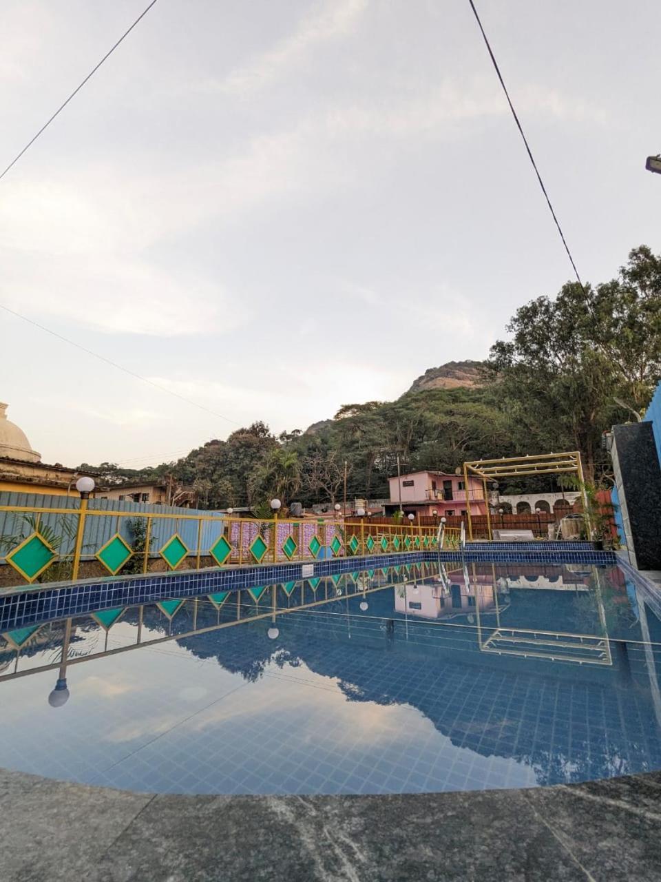 לונבלה Blue Bell Homestay מראה חיצוני תמונה