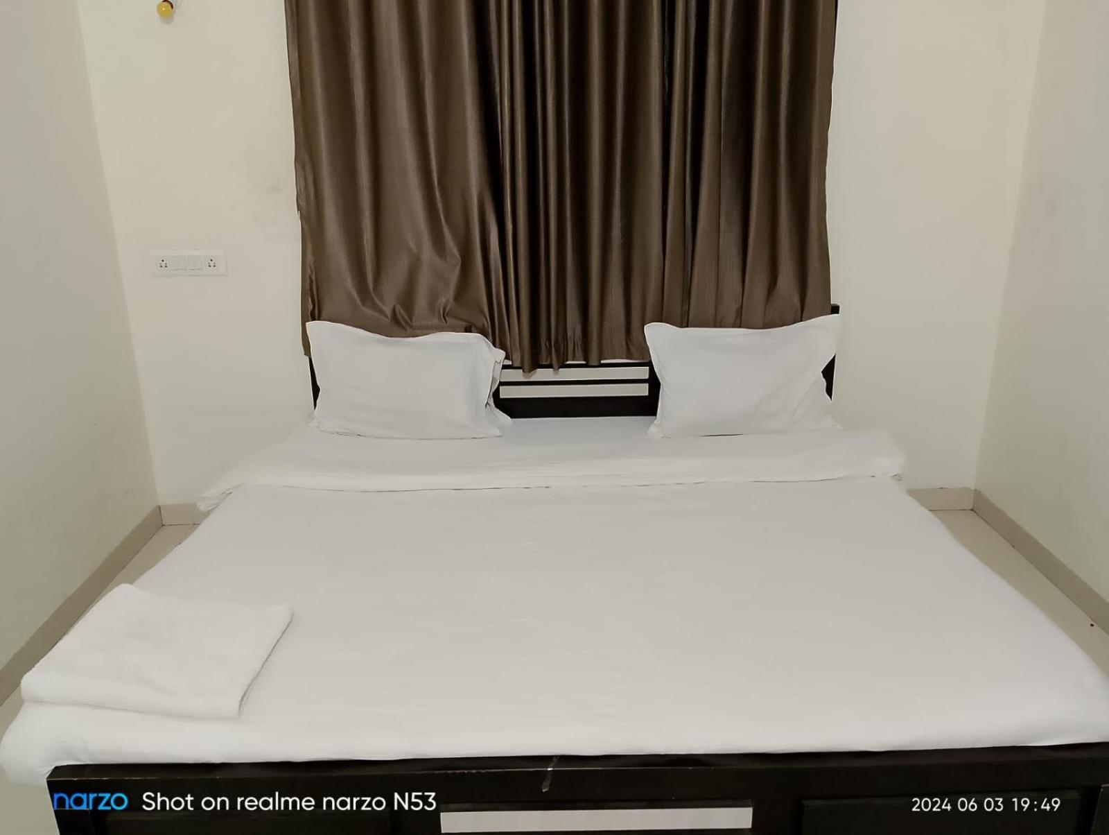 לונבלה Blue Bell Homestay מראה חיצוני תמונה