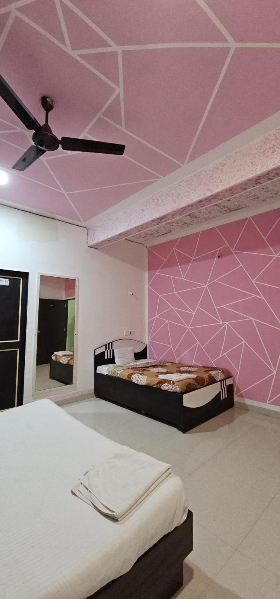 לונבלה Blue Bell Homestay מראה חיצוני תמונה